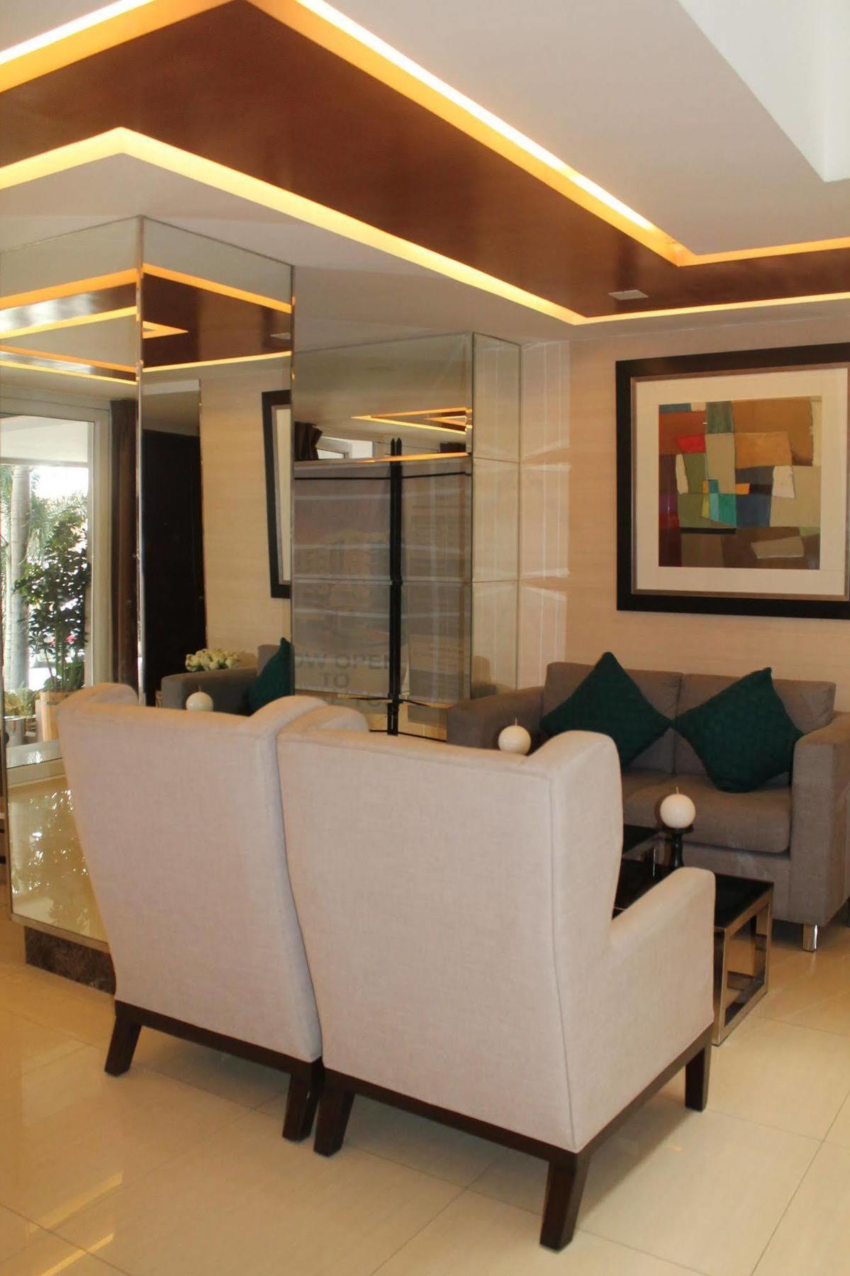 Stradella Hotel Pasig City Exterior foto