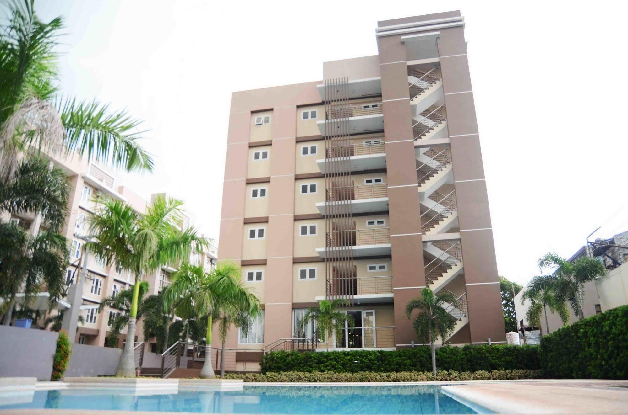 Stradella Hotel Pasig City Exterior foto